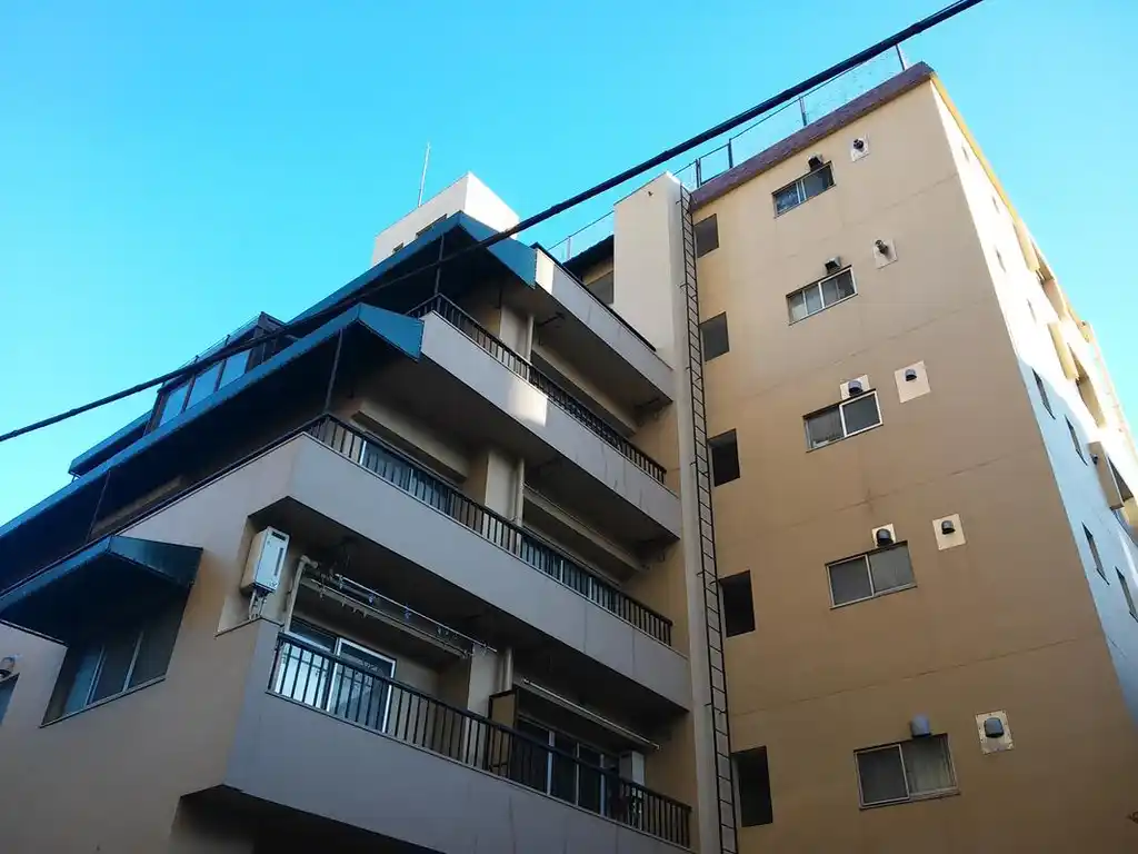 コーポアヴェニュー幡ケ谷 外観