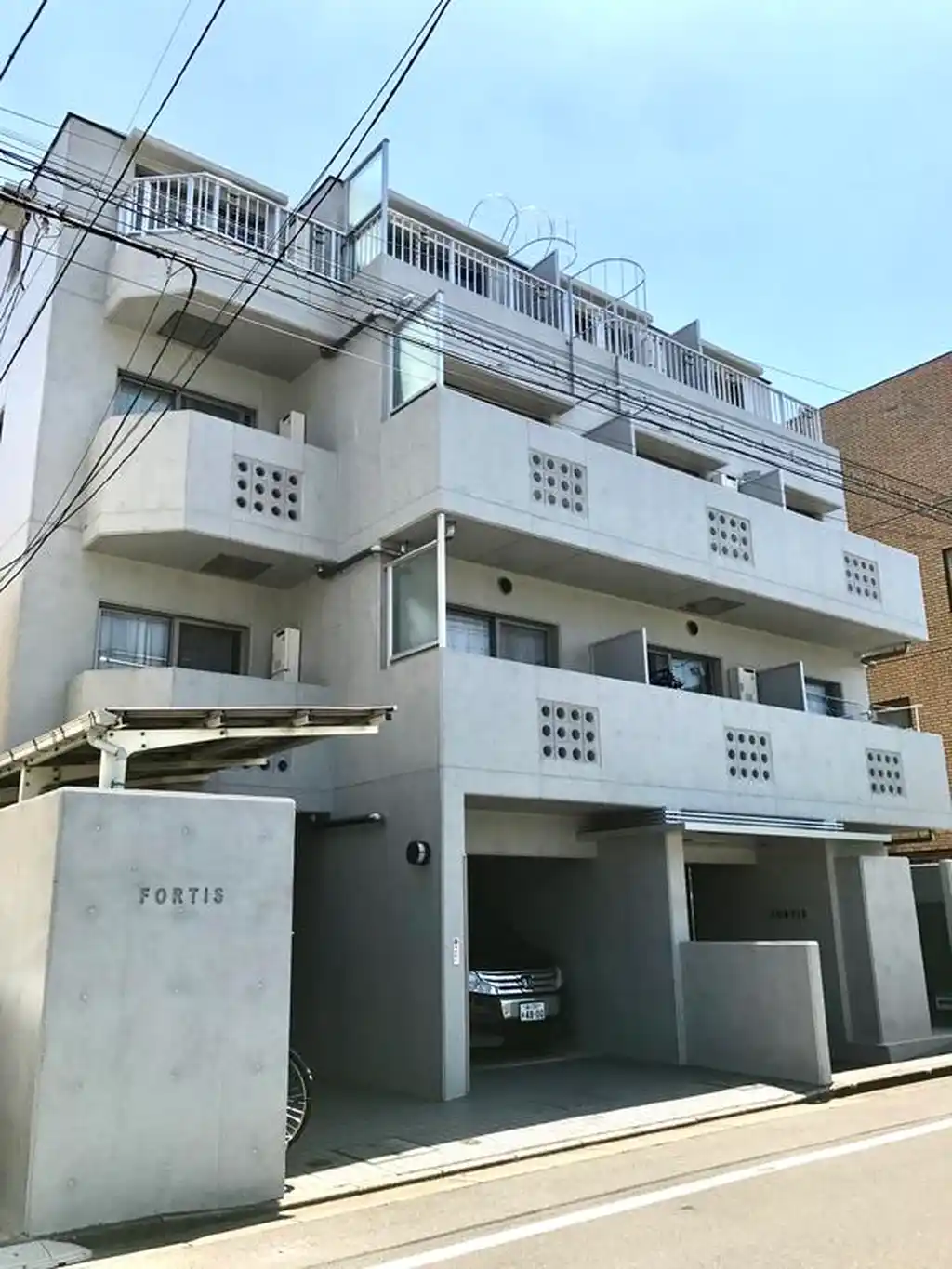 フォルティス 外観