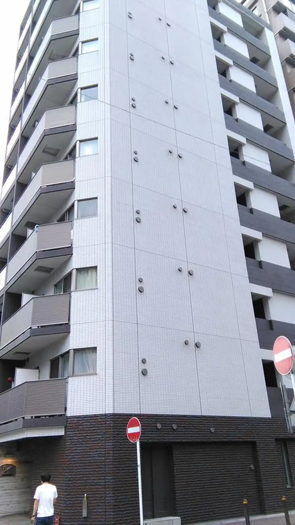プレール・ドゥーク川崎 外観