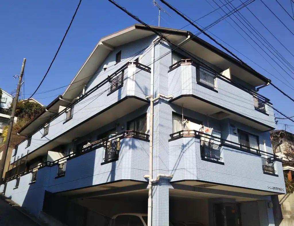 シャンス東寺尾中台23-2 外観