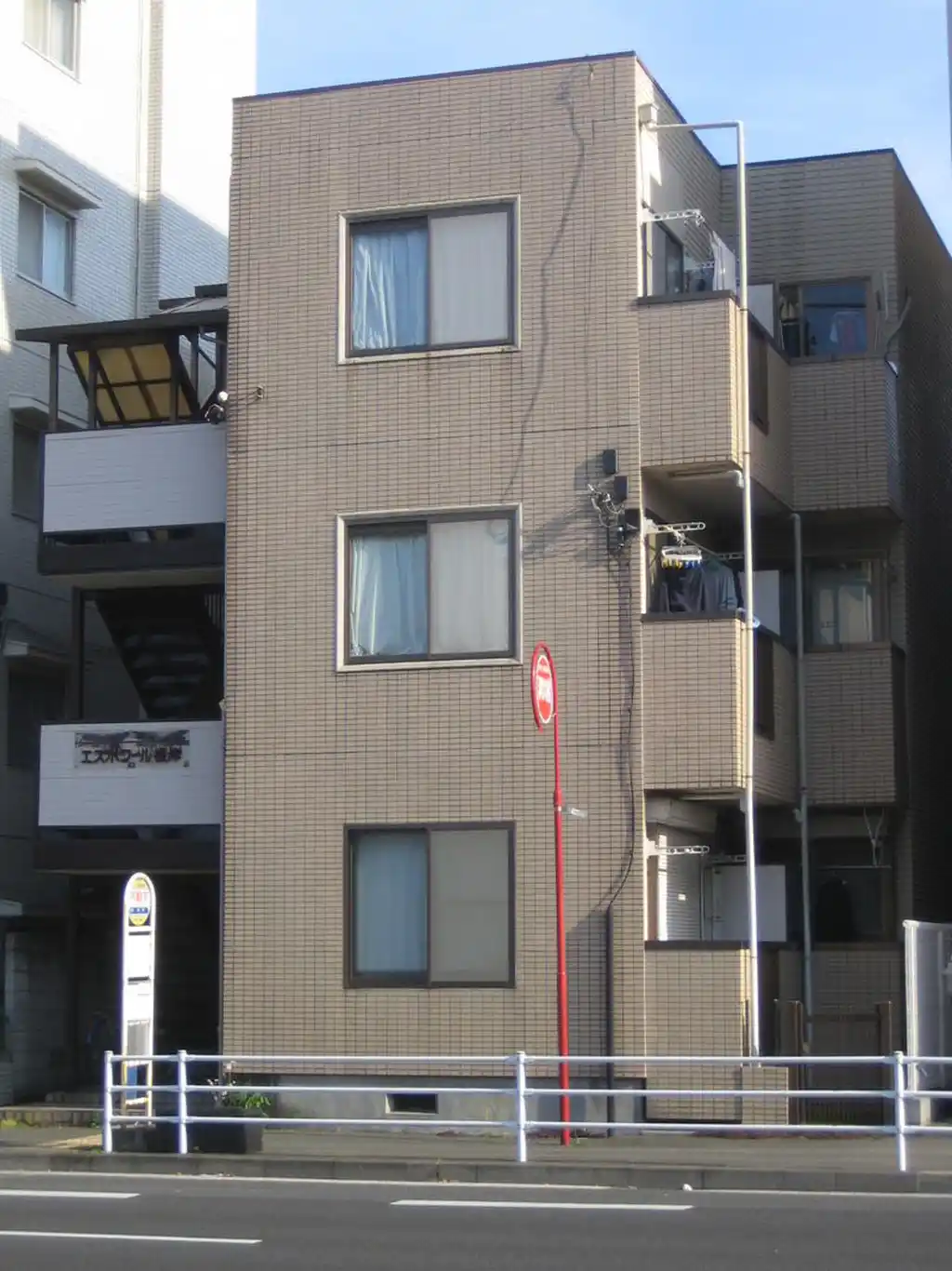 エスポワール根岸 外観