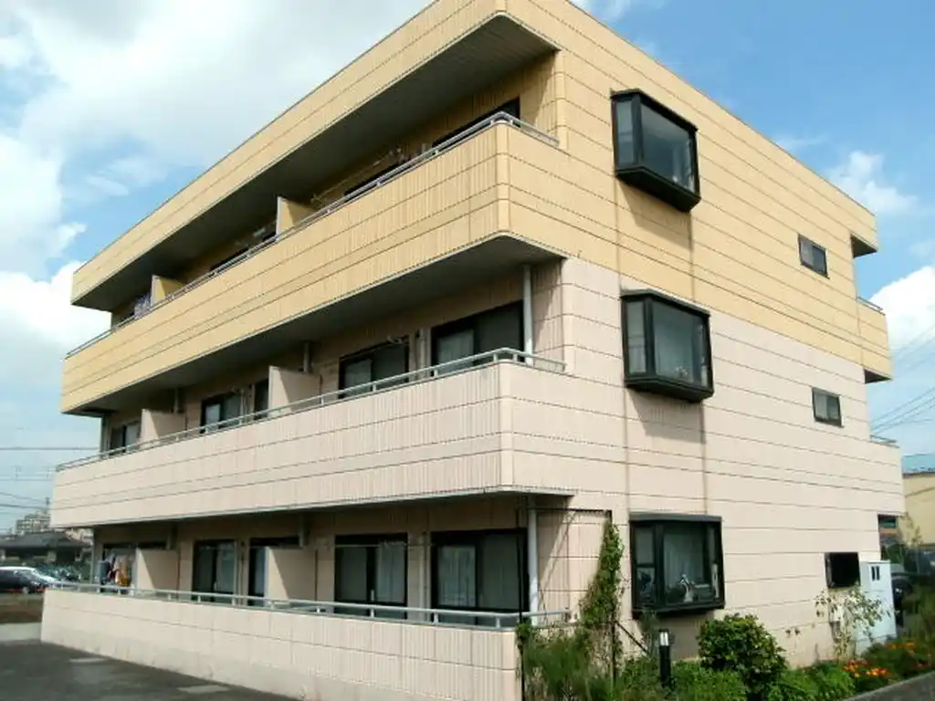 アムールワコーB 外観