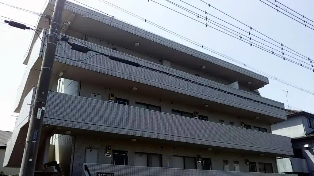 ルノアール国立 外観