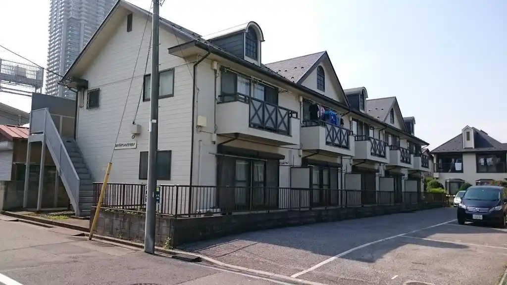 カナディアンハイツカタノ 外観