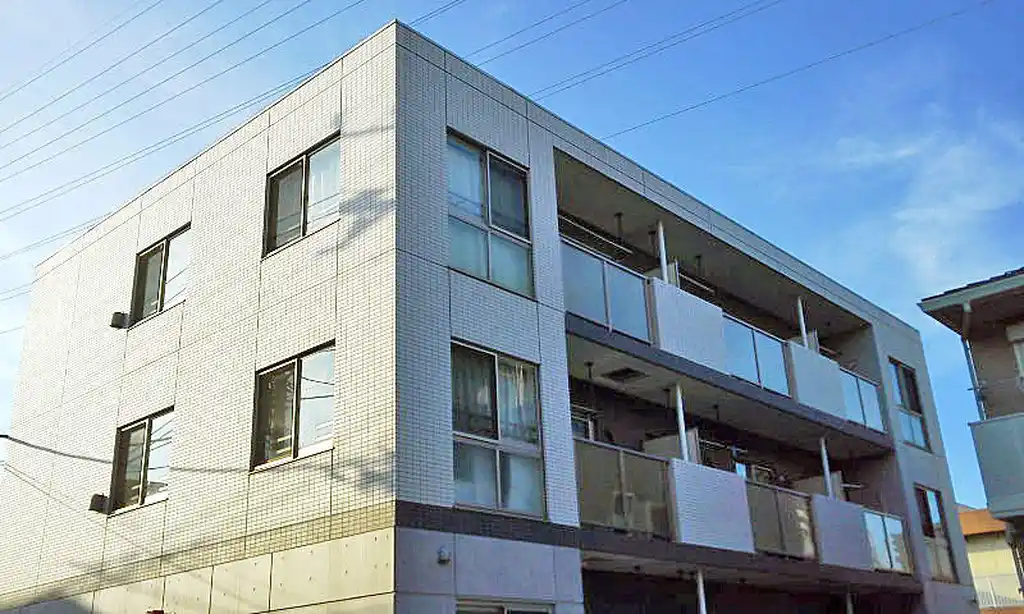 サムス南八幡 外観