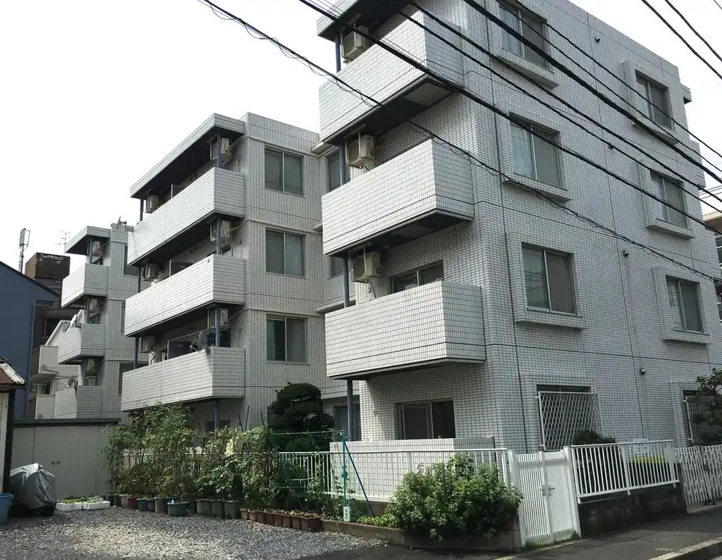 アイレット 外観