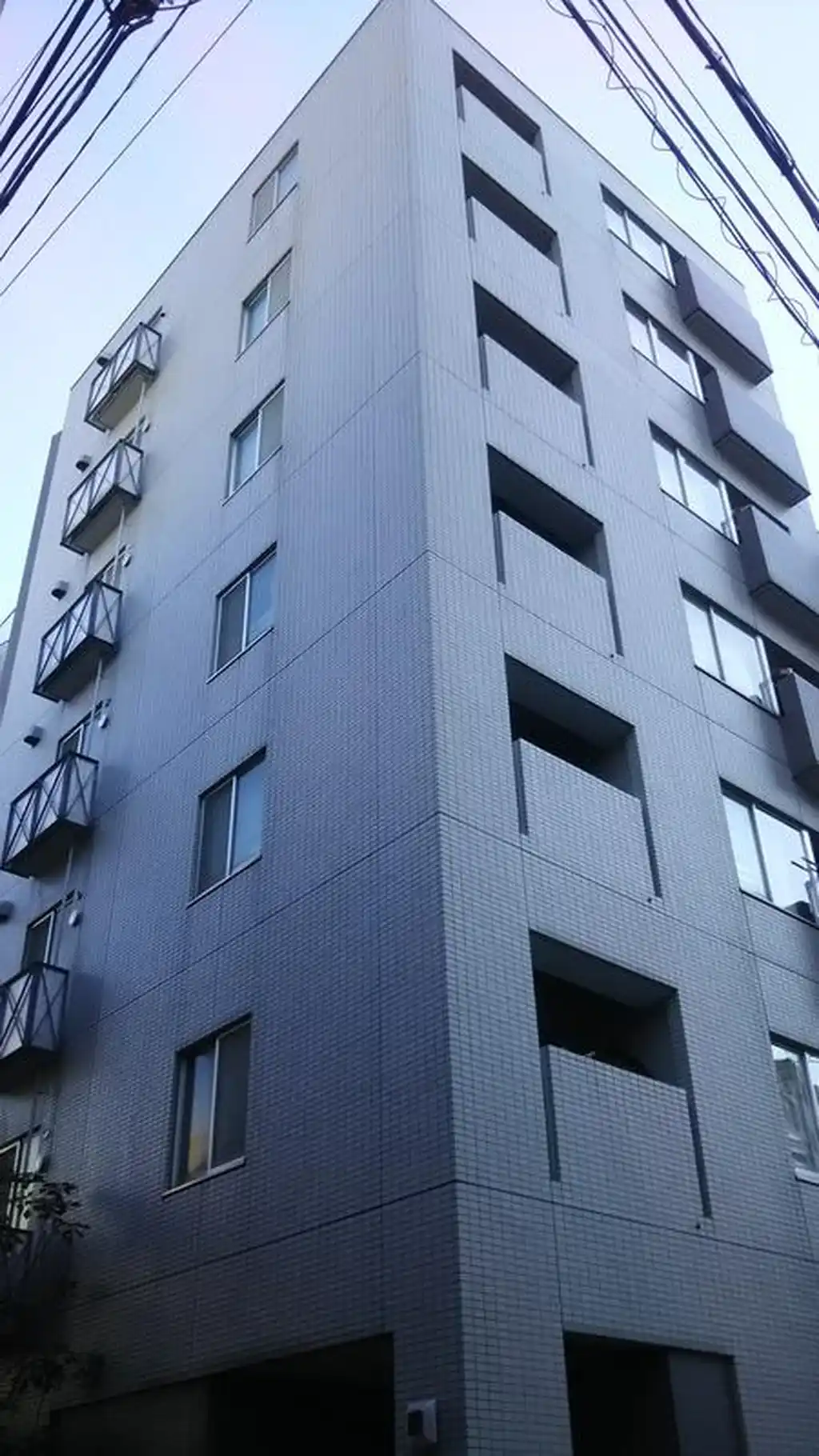 シモンズ中野 外観
