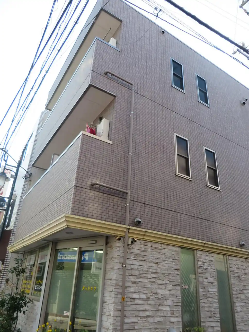 サイドウィング 外観