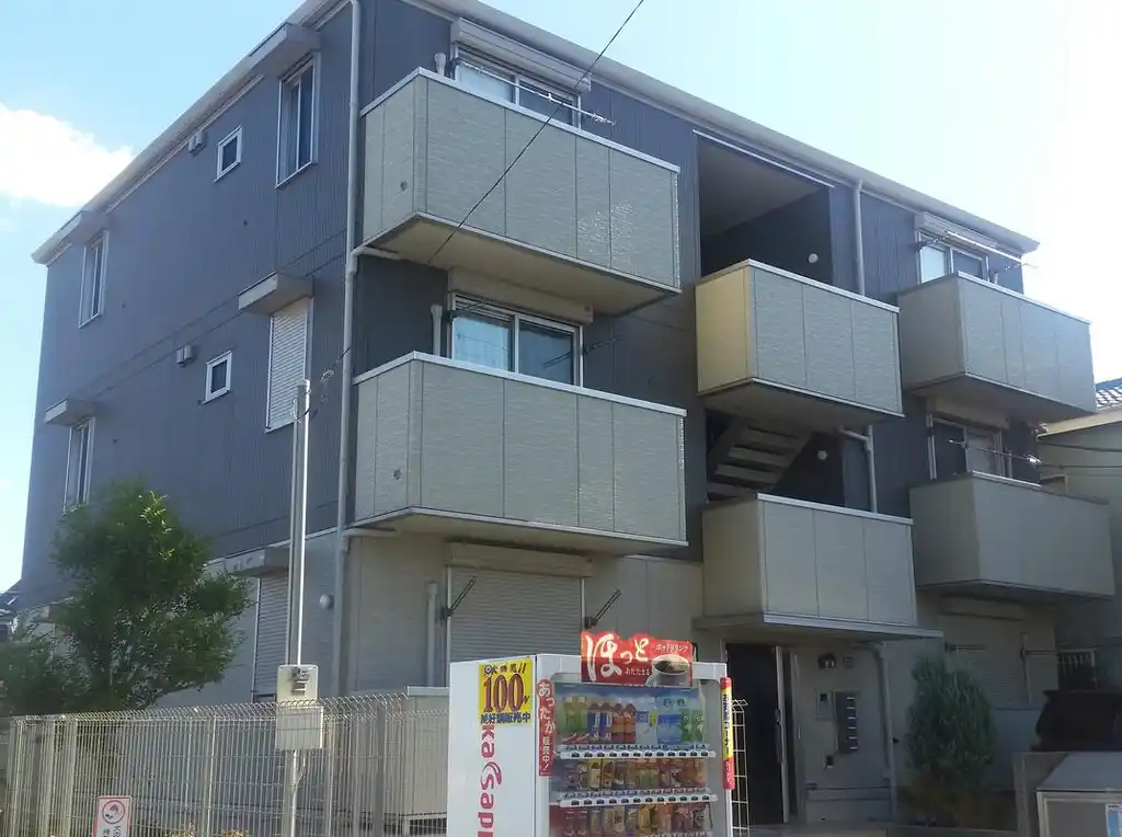 アルファーエクセル 外観