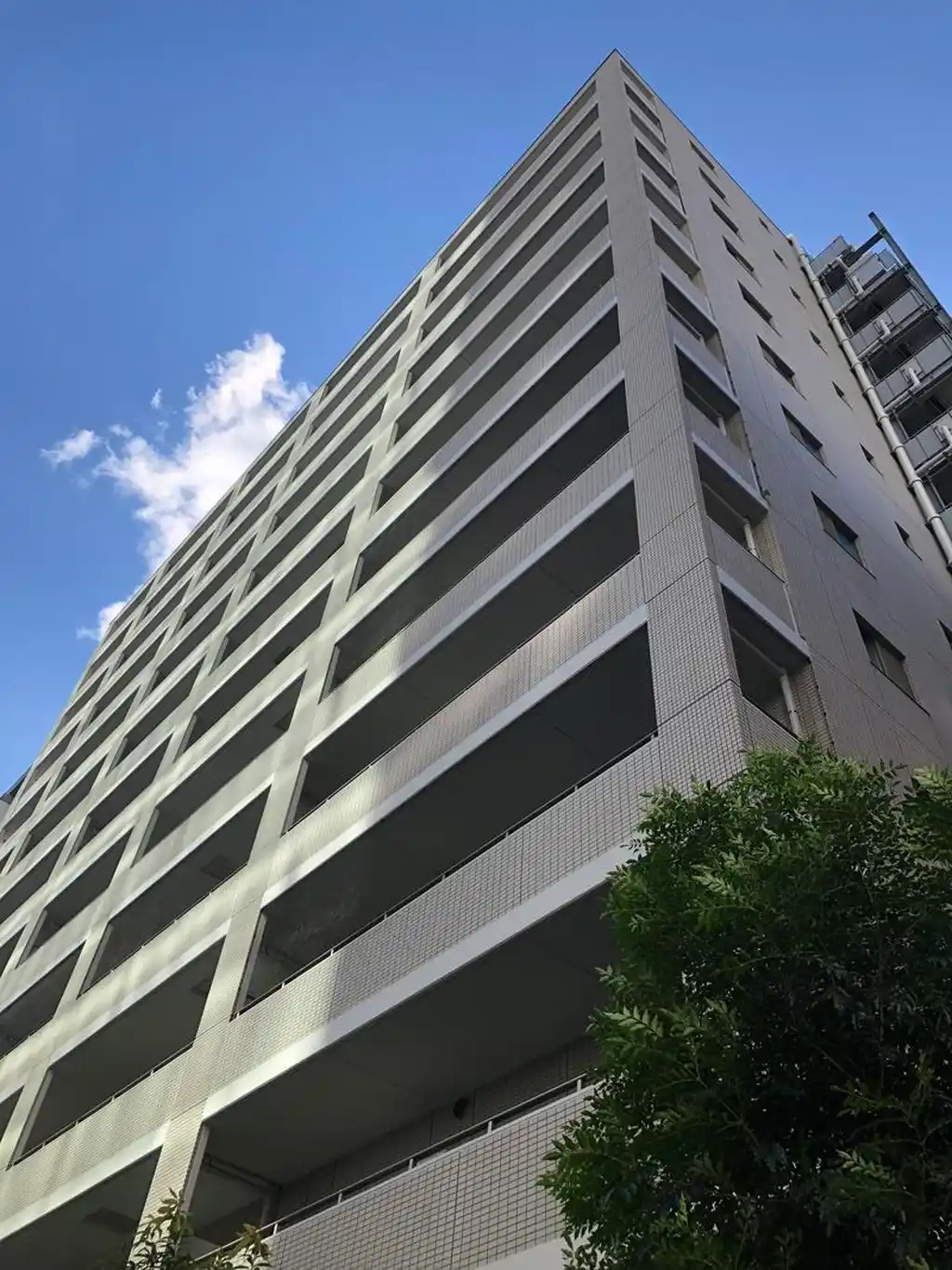 コンフォリア田町 外観
