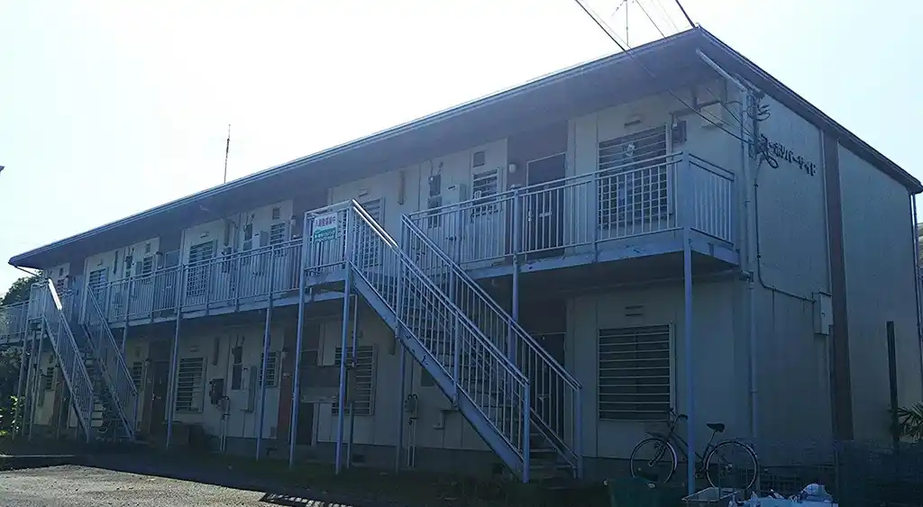 コーポリバーサイド 外観