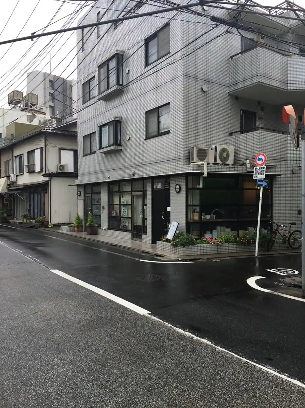 ヒルトップ・エム 外観