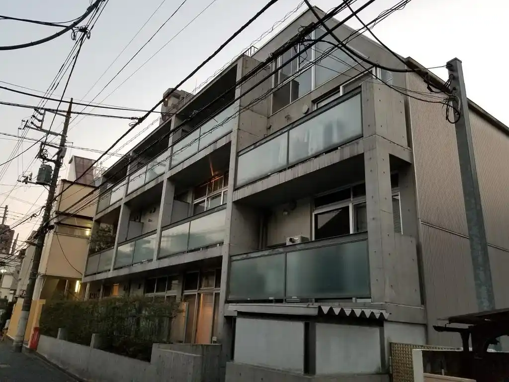 OPUS 外観