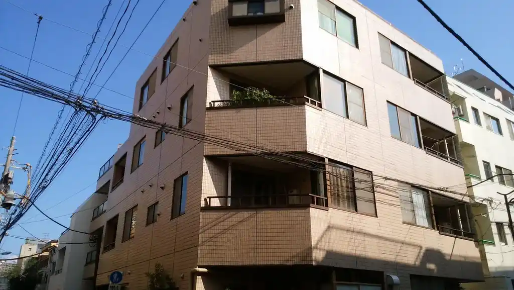 ペガサス白金 外観
