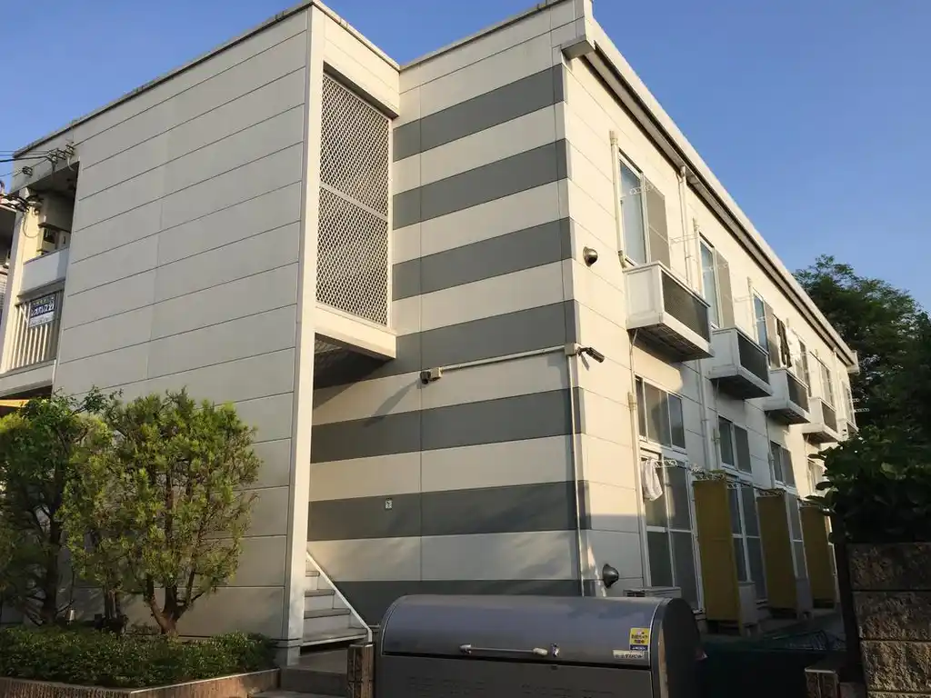 レオパレス学園東町 外観