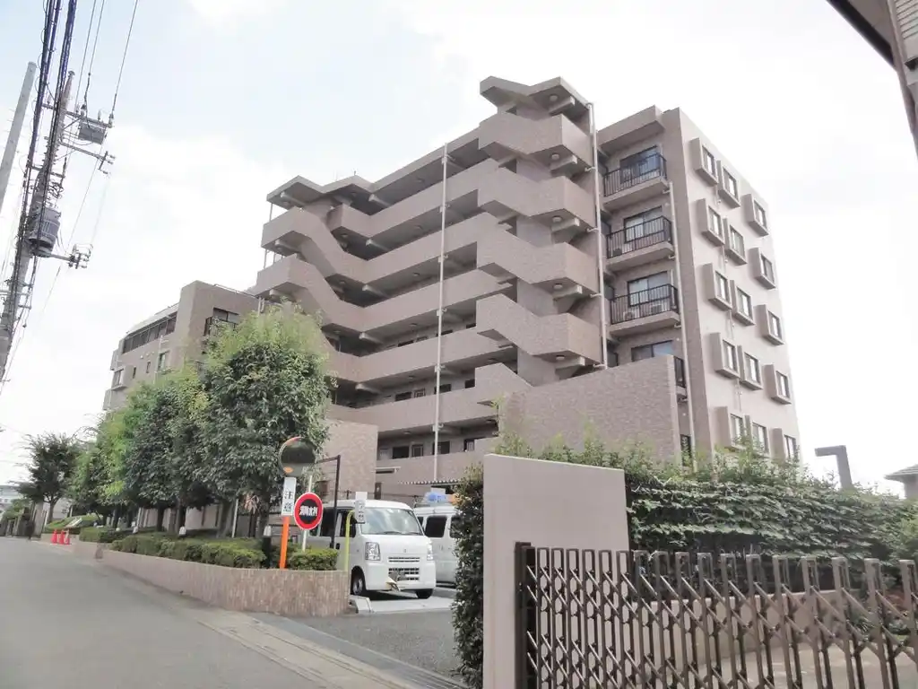 ライオンズマンション南与野 外観