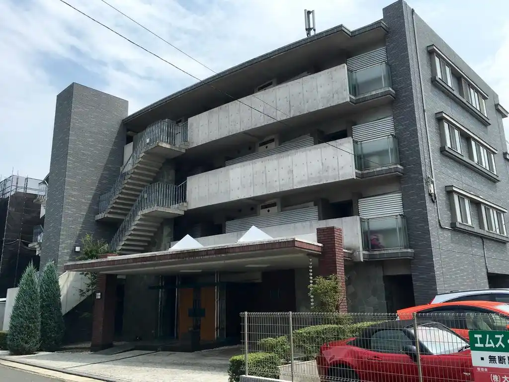 エムズ・ノーブル 外観