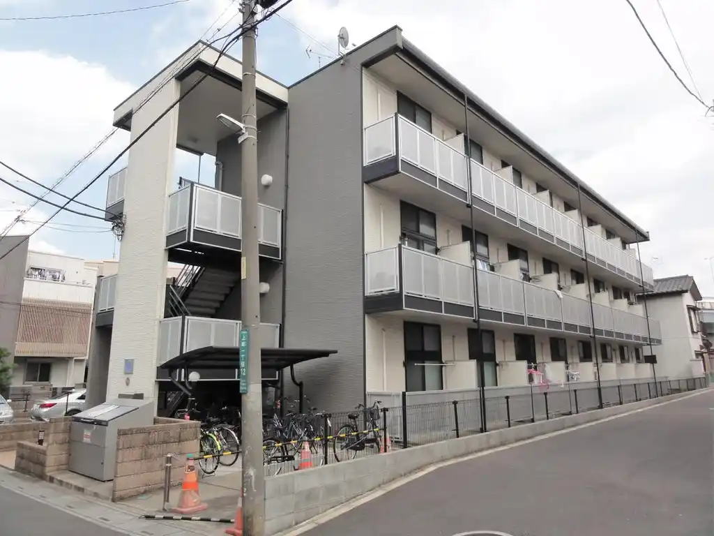 レオパレス小池 外観