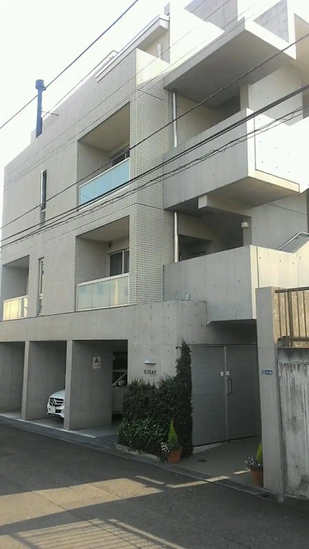 S・FLAT 外観