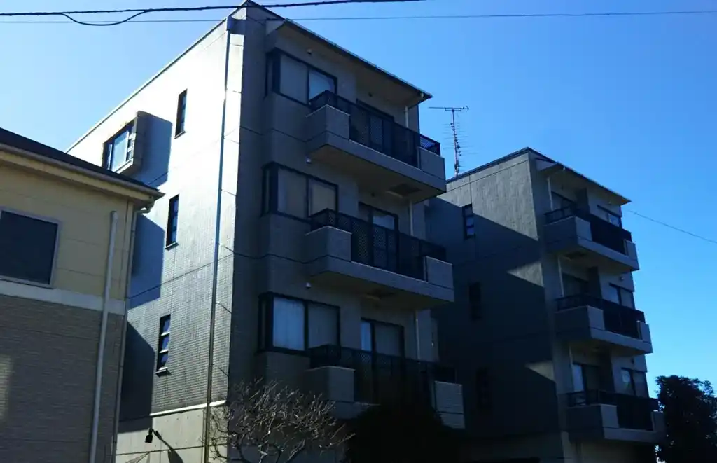プレミールアライ 外観