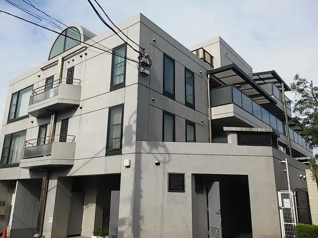 F・ラ・ポッシュ 外観