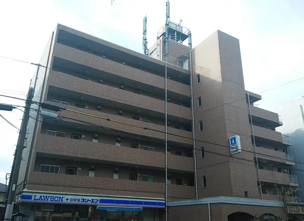 ロワール大鷹 外観
