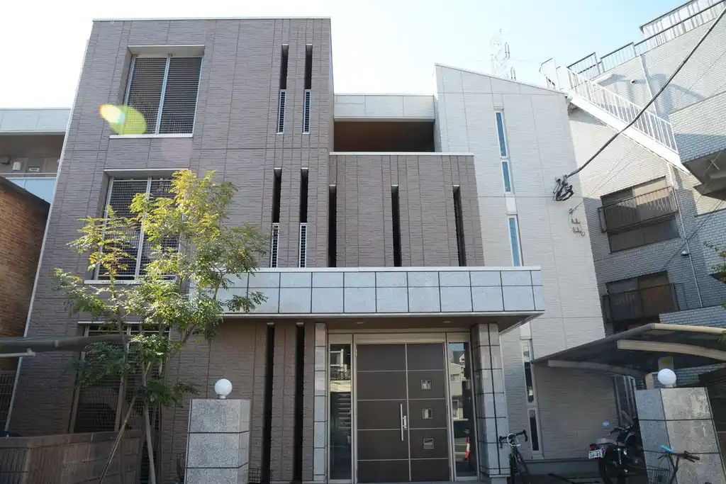 エクレール新川崎 外観