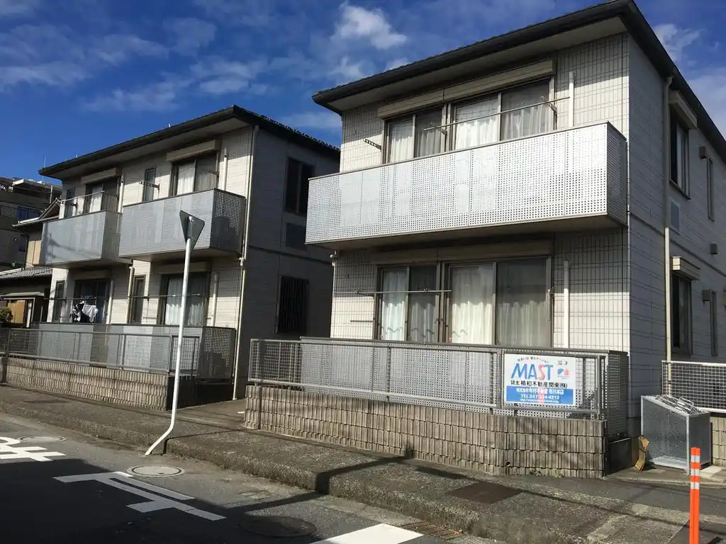 グレース・シャトル 外観