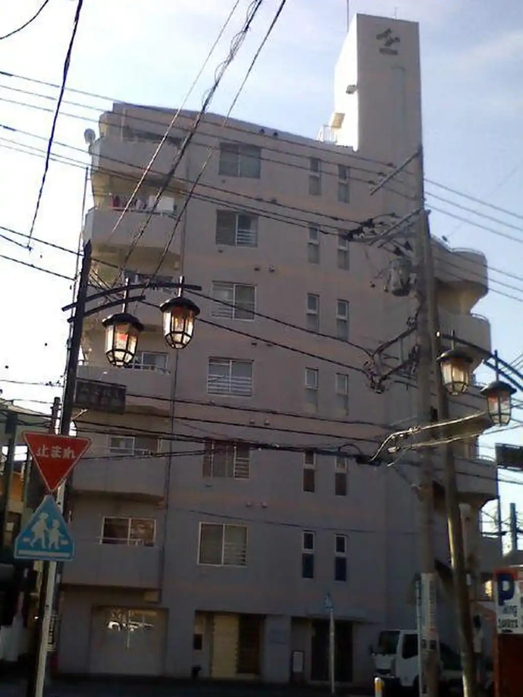 アジュール南橋本 外観