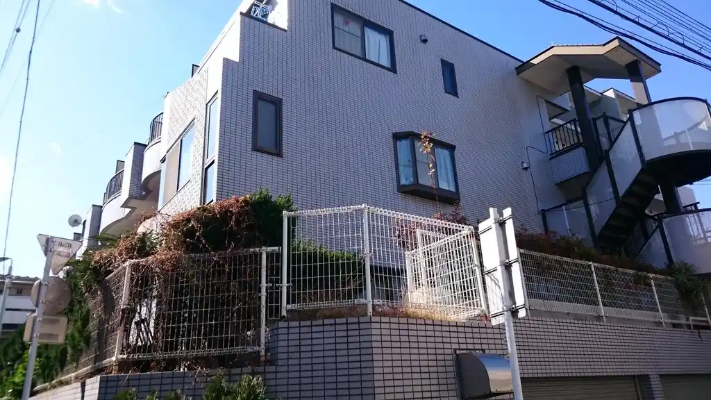 ヒルズエコー 外観