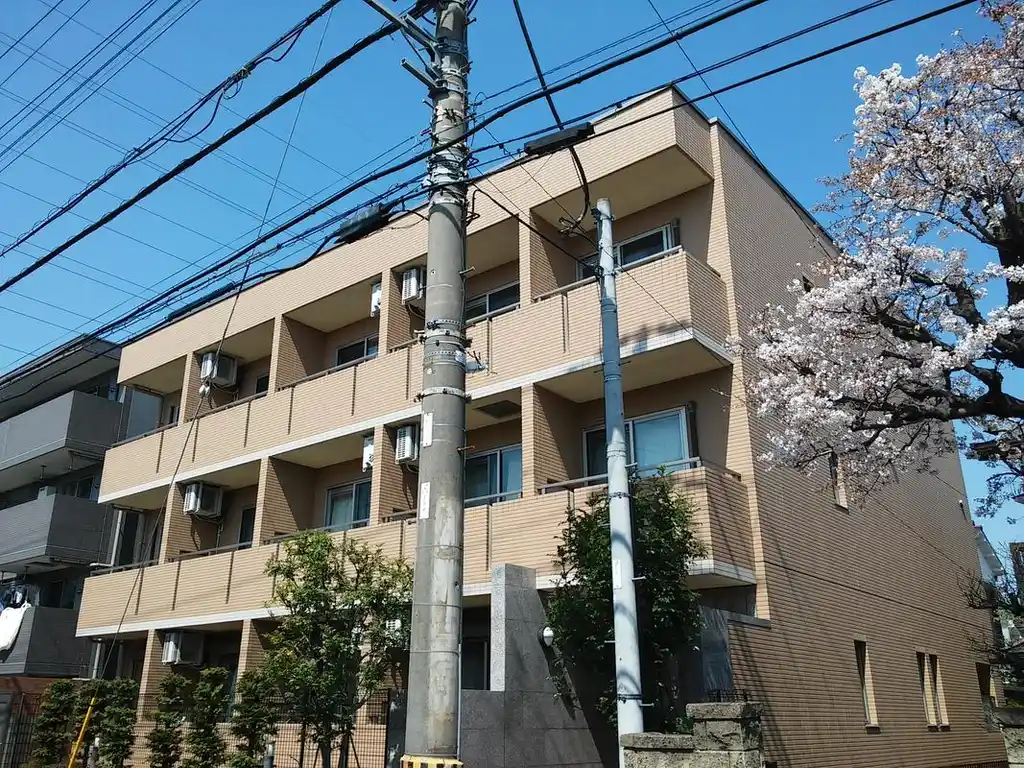 ソラーレ新城 外観