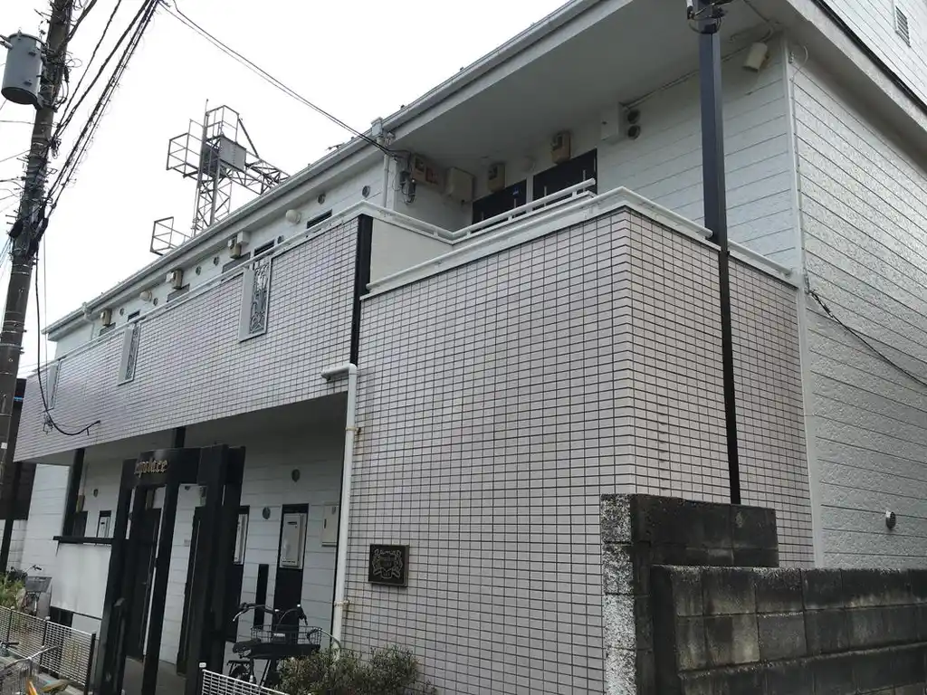 レオパレス21フジモリ 外観