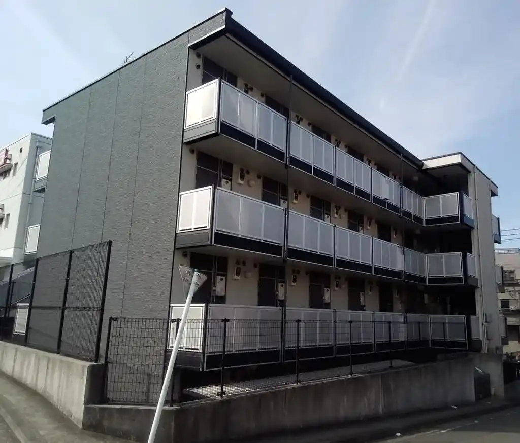 レオパレス片倉大丸 外観