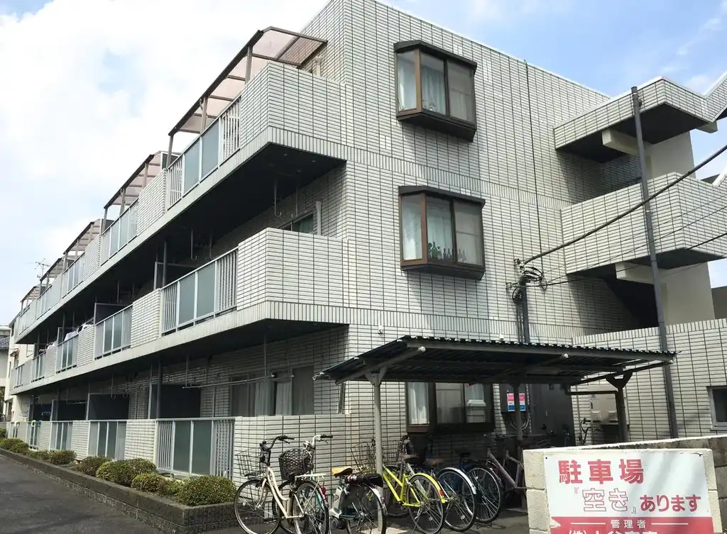 コーポラス・モモキ 外観
