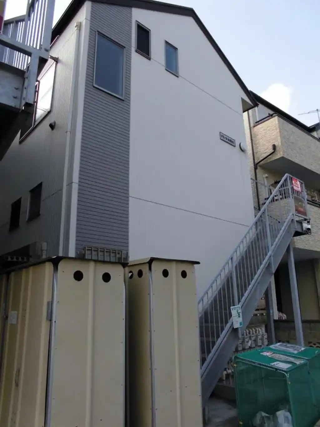 ドミール本郷台 I 外観