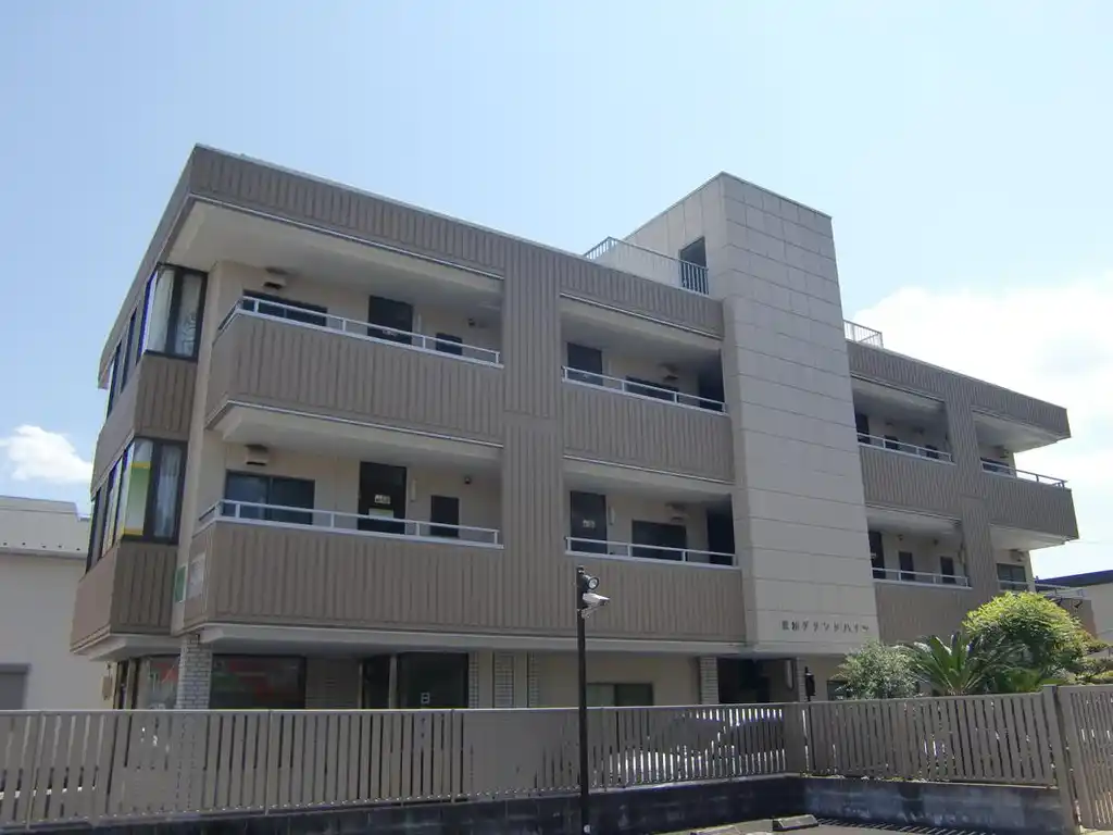 東拓グランドハイツ 外観