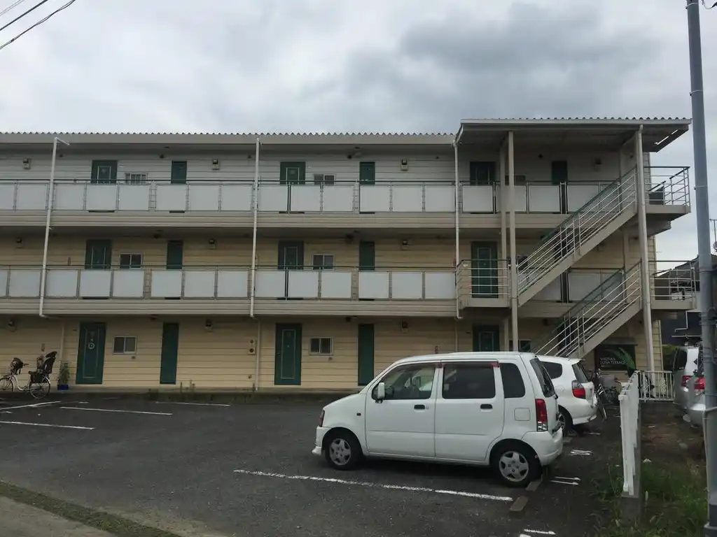 ショウナンルナテラス 外観