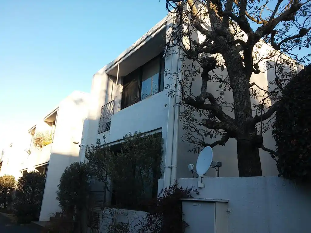 アルス宮の坂 外観