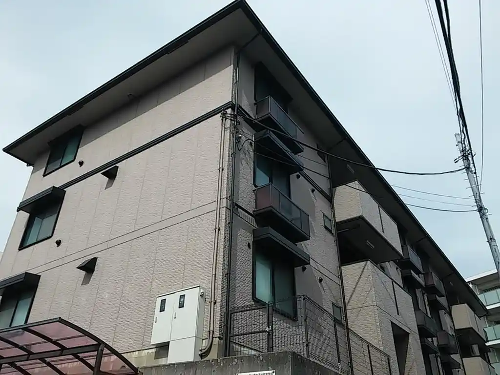 サティス大倉山 外観