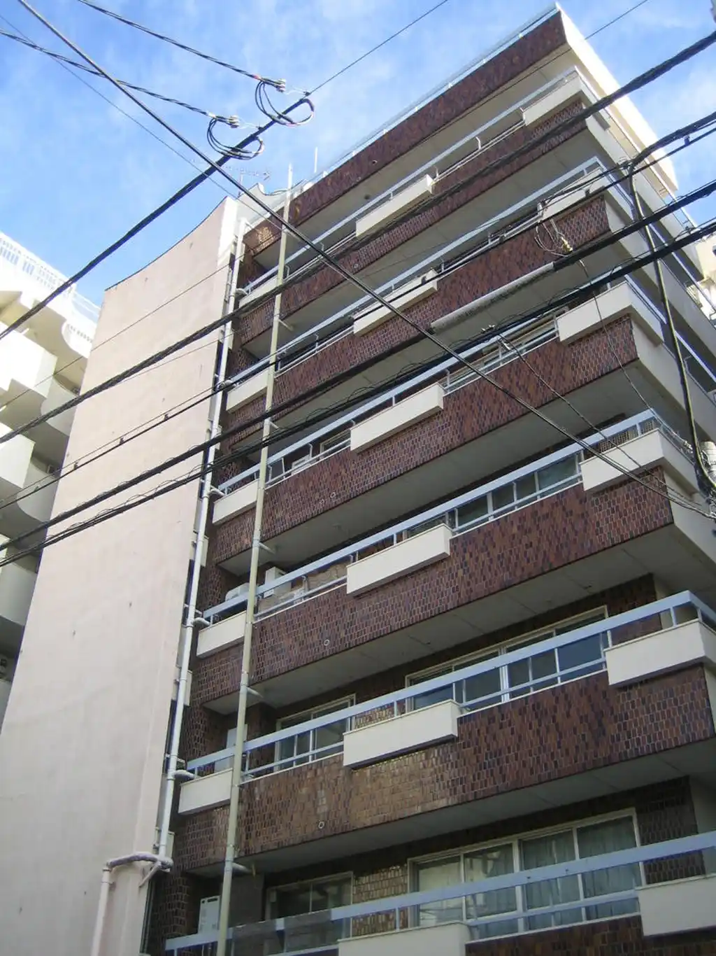 サンローズ原宿 外観