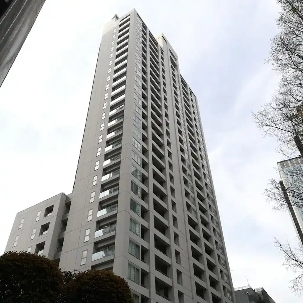 アトラスタワー西新宿 外観