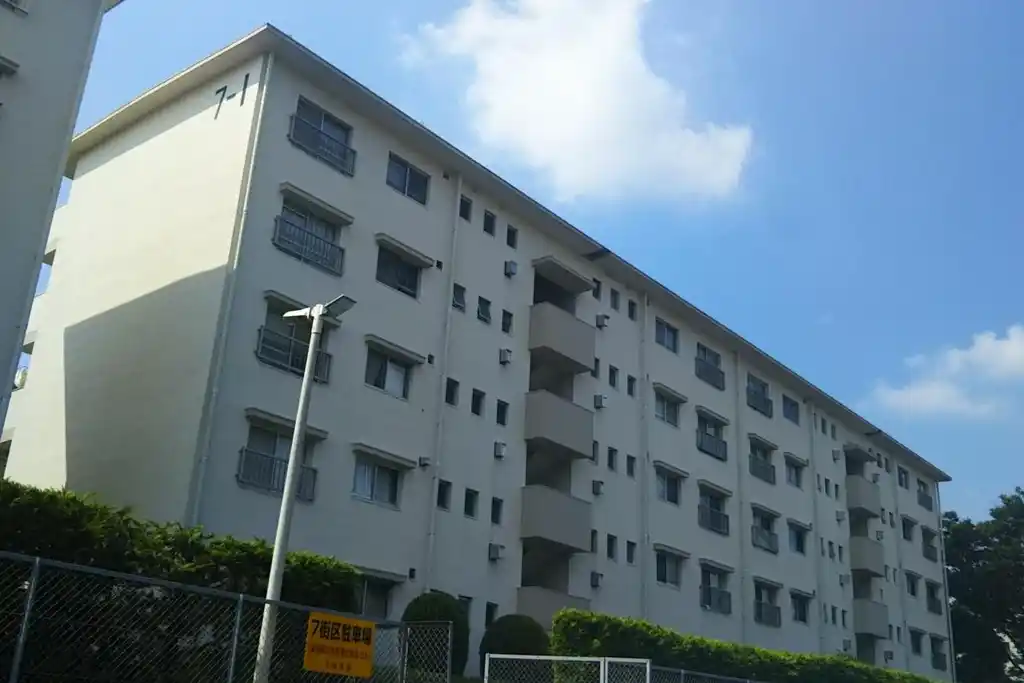 西三田団地7-1号棟 外観