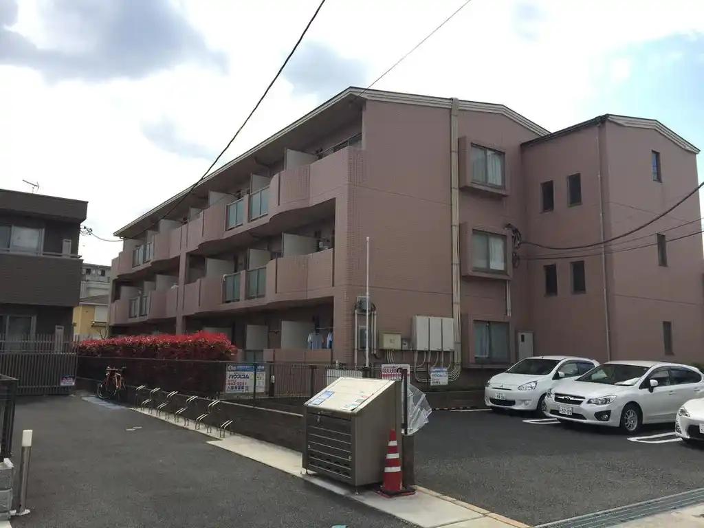 プレシャスファースト 外観
