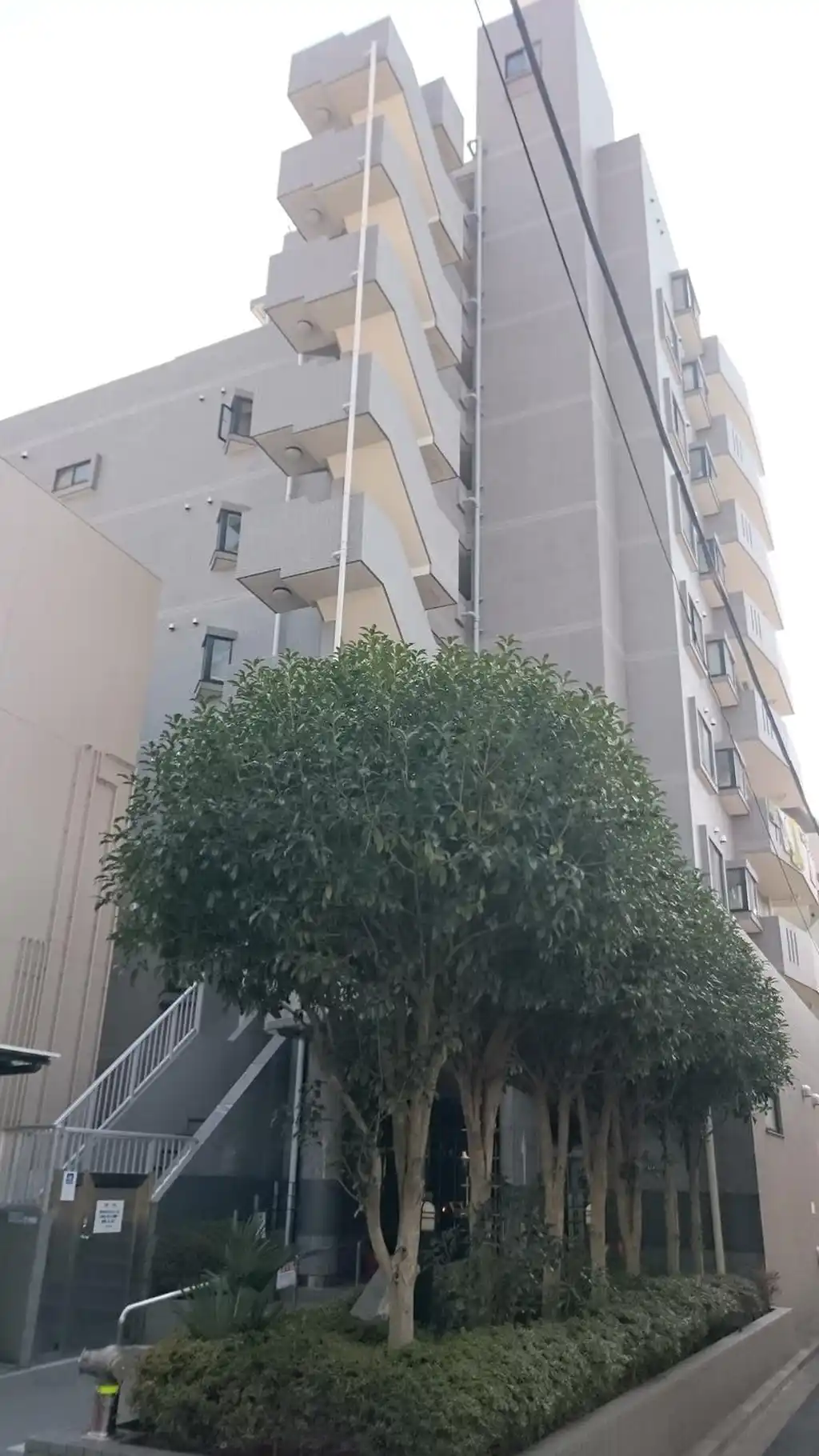 プラザ東日暮里 外観
