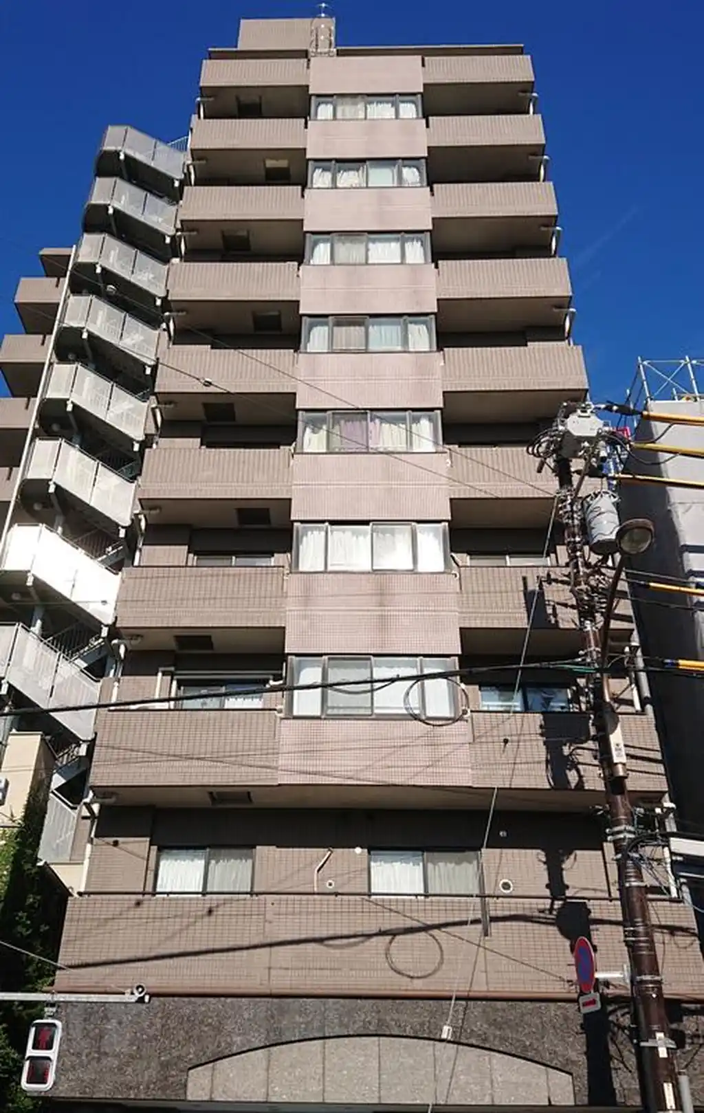 リーラ白山 外観