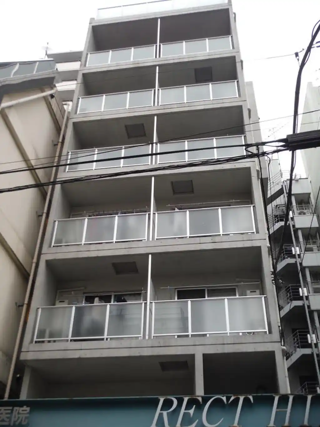 RECTHILL 外観