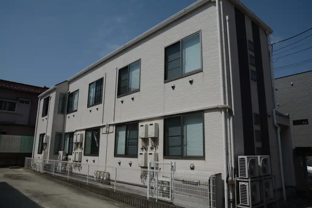 アザレアコート 外観