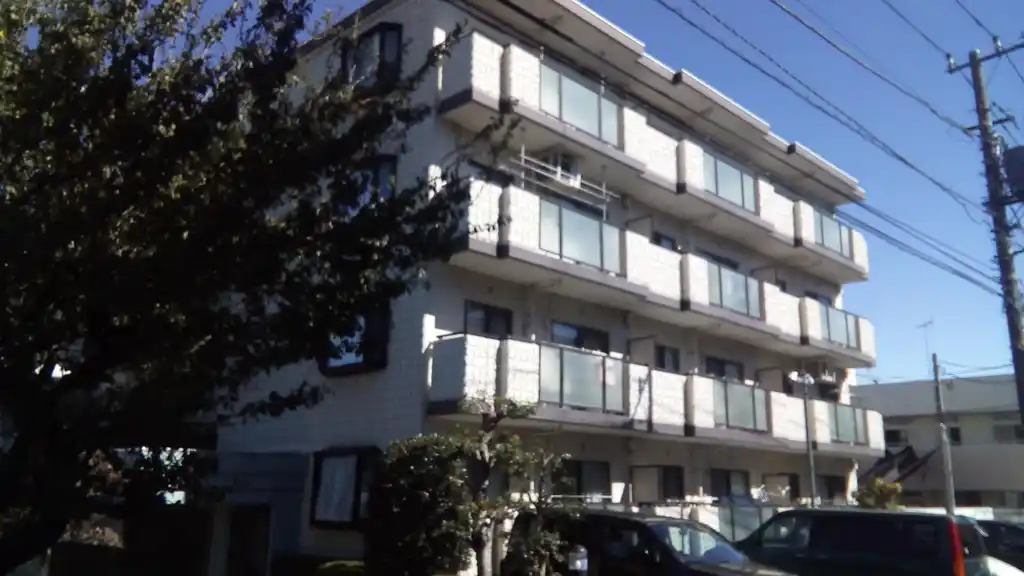 ベルカーサ橋本 外観