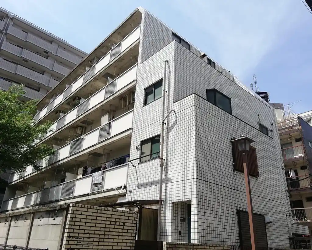 ワイケイ三鷹 外観