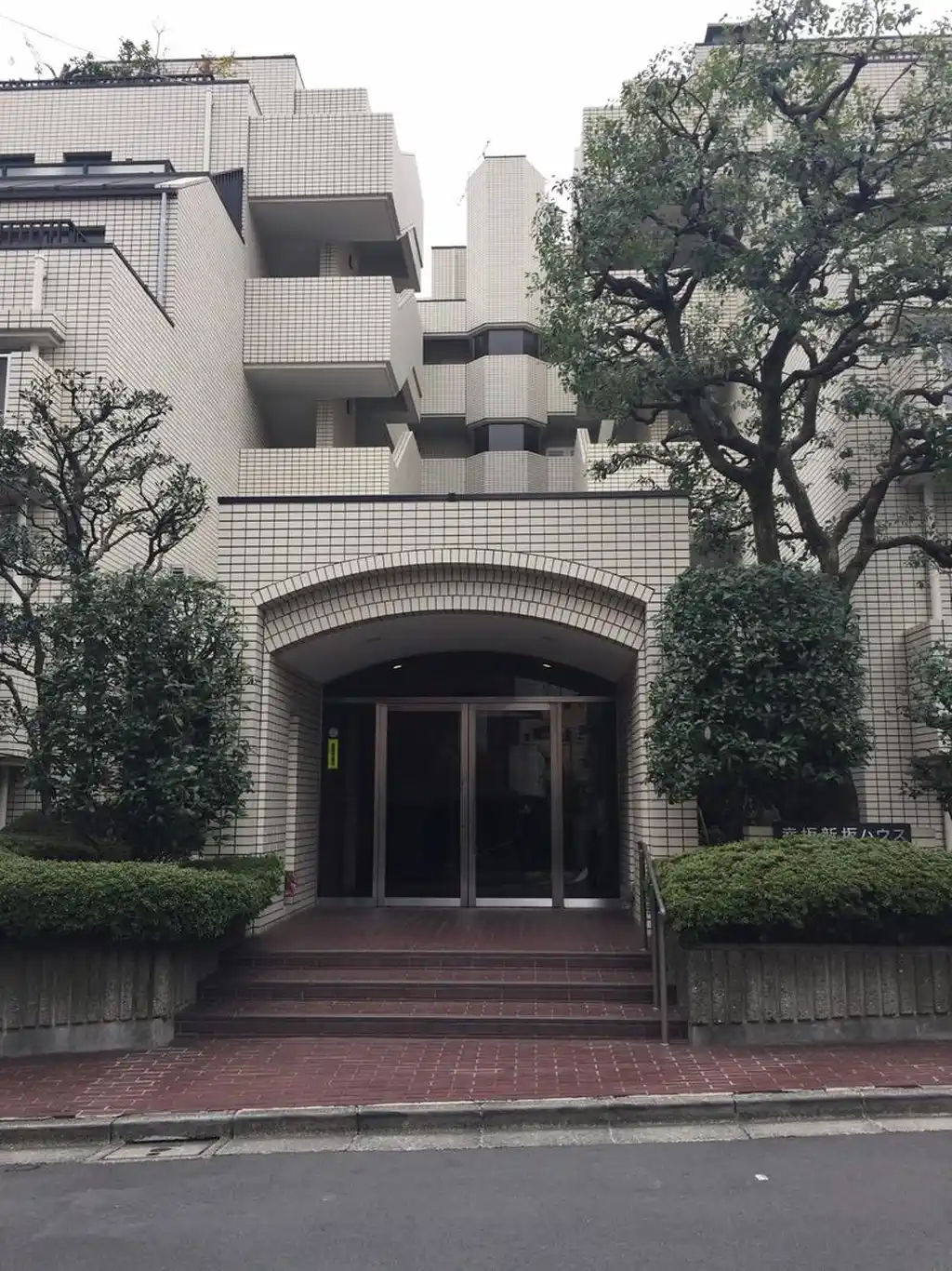 赤坂新坂ハウス 外観